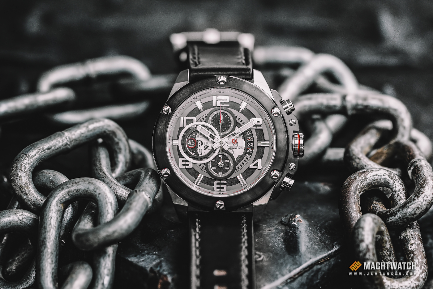 Expedition E 6752 MC LTBBA Man Chronograph Black Dial Black Leather Strap Machtwatch